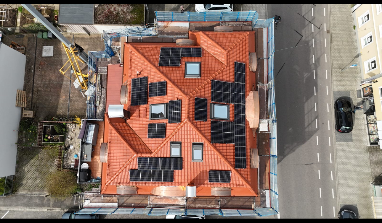 Modulreinigung ,Solar, Energieberatung, Photovoltaikanlagen, Solarmodule, PV-, Anlagenbau, PV-Anlage kaufen, Speicherbatterien, Solaranlage kaufen, Montage, Solaranlage, Solartechnik, Ladetechnik, Stromspeicher ,Solaranlagen, Photovoltaik, Beratung & Verkauf, Energiespeicher, E-Ladesäulen