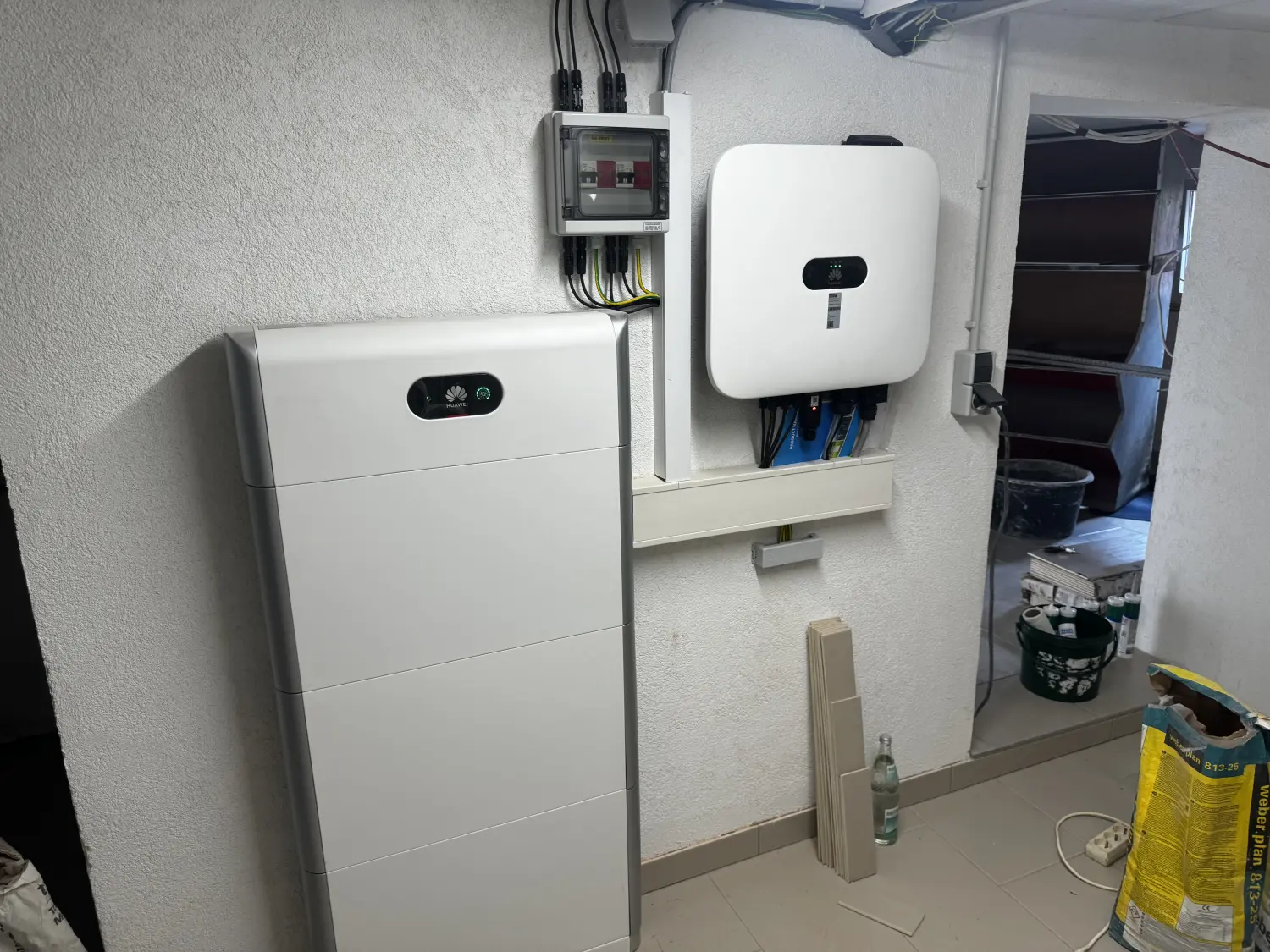 Solar, Energieberatung, Photovoltaikanlagen, Solarmodule, PV-, Anlagenbau, PV-Anlage kaufen, Speicherbatterien, Solaranlage kaufen, Montage, Solaranlage, Solartechnik, Ladetechnik, Stromspeicher ,Solaranlagen, Photovoltaik, Beratung & Verkauf, Energiespeicher, E-Ladesäulen