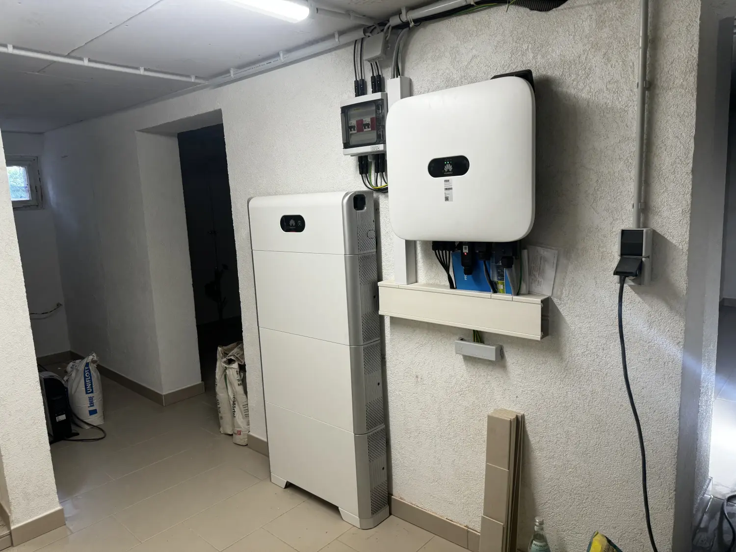 Solar, Energieberatung, Photovoltaikanlagen, Solarmodule, PV-, Anlagenbau, PV-Anlage kaufen, Speicherbatterien, Solaranlage kaufen, Montage, Solaranlage, Solartechnik, Ladetechnik, Stromspeicher ,Solaranlagen, Photovoltaik, Beratung & Verkauf, Energiespeicher, E-Ladesäulen