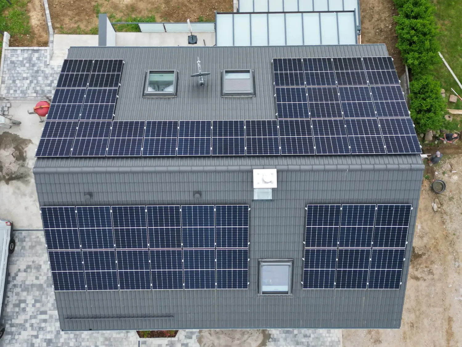 Beratung zum Thema Solarenergie, Stromspeicher und E-Ladestationen, Photovoltaik Planungsservice, Installation Photovoltaikanlage, Stromspeicher Installation, Installation von Wallboxen (E-Ladestation), Photovoltaik Anmeldeservice, Förderberatung Photovoltaik und E-Mobility, Günstig Qualität sofort gut, Was kostet eine Fotovoltaik Anlage? ,Freiburg, Offenburg, Karlsruhe, Baden-Baden Rastatt, riegel ettlingen