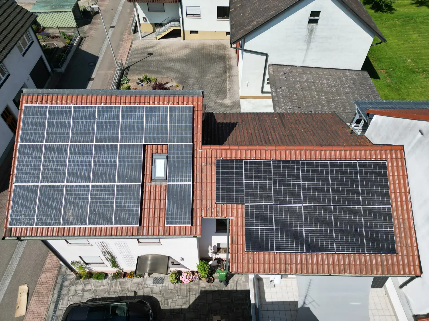 Karlsruhe ,Beratung zum Thema Solarenergie, Stromspeicher und E-Ladestationen, Photovoltaik Planungsservice, Installation Photovoltaikanlage, Stromspeicher Installation, Installation von Wallboxen (E-Ladestation), Photovoltaik Anmeldeservice, Förderberatung Photovoltaik und E-Mobility, Günstig Qualität sofort gut, Was kostet eine Fotovoltaik Anlage? ,Freiburg, Offenburg, Karlsruhe, Baden-Baden Rastatt, riegel ettlingen