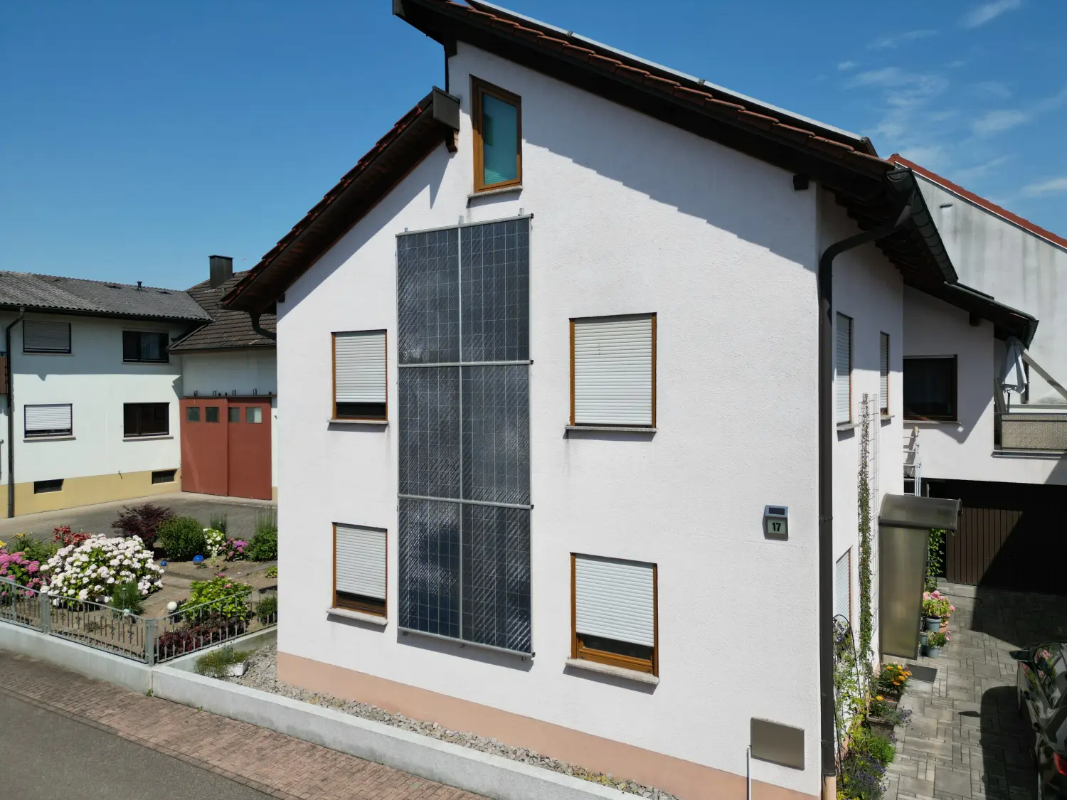 Karlsruhe  ,Solar, Energieberatung, Photovoltaikanlagen, Solarmodule, PV-, Anlagenbau, PV-Anlage kaufen, Speicherbatterien, Solaranlage kaufen, Montage, Solaranlage, Solartechnik, Ladetechnik, Stromspeicher ,Solaranlagen, Photovoltaik, Beratung & Verkauf, Energiespeicher, E-Ladesäulen