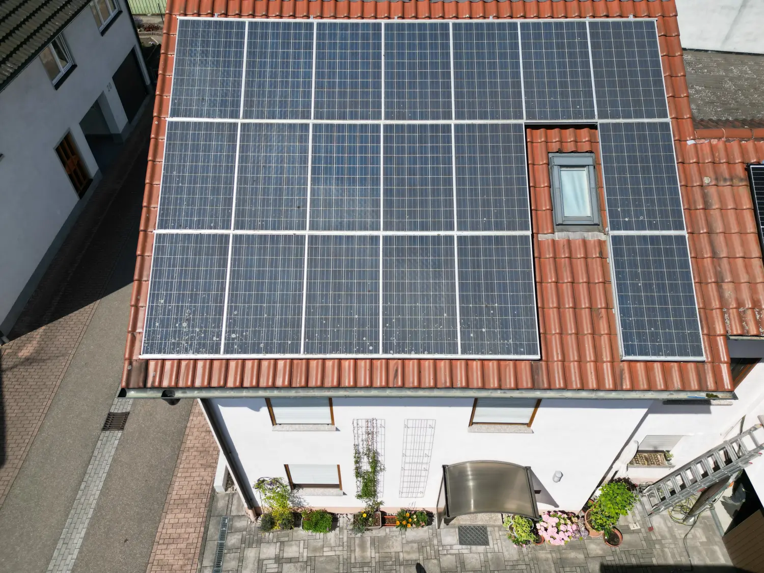 Freiburg ,Beratung zum Thema Solarenergie, Stromspeicher und E-Ladestationen, Photovoltaik Planungsservice, Installation Photovoltaikanlage, Stromspeicher Installation, Installation von Wallboxen (E-Ladestation), Photovoltaik Anmeldeservice, Förderberatung Photovoltaik und E-Mobility, Günstig Qualität sofort gut, Was kostet eine Fotovoltaik Anlage? ,Freiburg, Offenburg, Karlsruhe, Baden-Baden Rastatt, riegel ettlingen