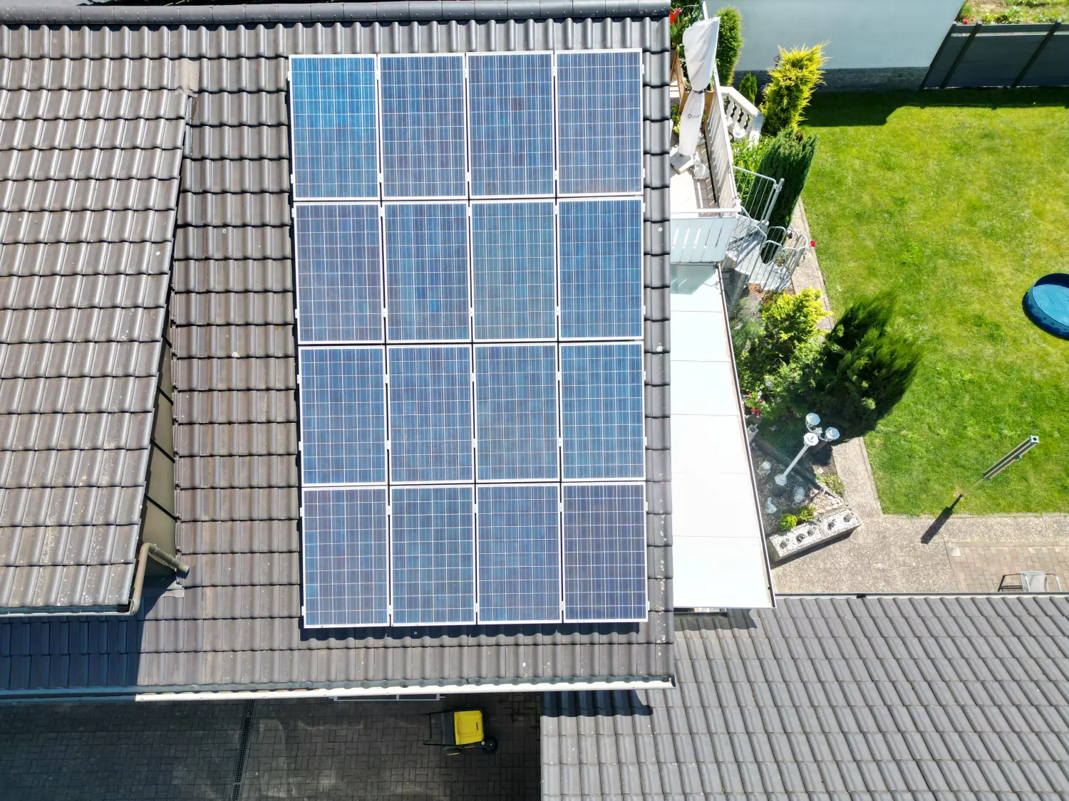 Karlsruhe ,Solar, Energieberatung, Photovoltaikanlagen, Solarmodule, PV-, Anlagenbau, PV-Anlage kaufen, Speicherbatterien, Solaranlage kaufen, Montage, Solaranlage, Solartechnik, Ladetechnik, Stromspeicher ,Solaranlagen, Photovoltaik, Beratung & Verkauf, Energiespeicher, E-Ladesäulen