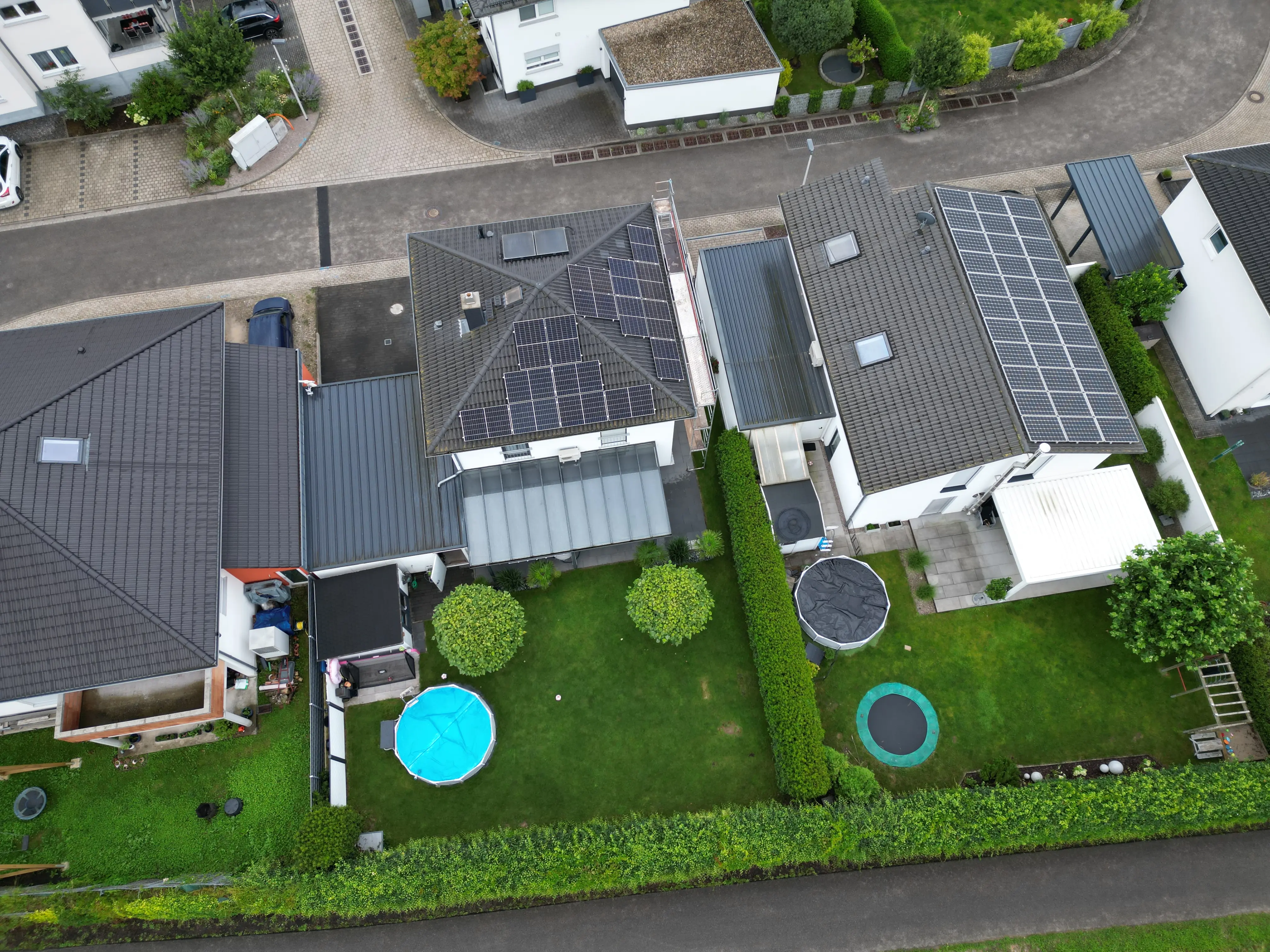 Offenburg ,Beratung zum Thema Solarenergie, Stromspeicher und E-Ladestationen, Photovoltaik Planungsservice, Installation Photovoltaikanlage, Stromspeicher Installation, Installation von Wallboxen (E-Ladestation), Photovoltaik Anmeldeservice, Förderberatung Photovoltaik und E-Mobility, Günstig Qualität sofort gut, Was kostet eine Fotovoltaik Anlage? ,Freiburg, Offenburg, Karlsruhe, Baden-Baden Rastatt, riegel ettlingen