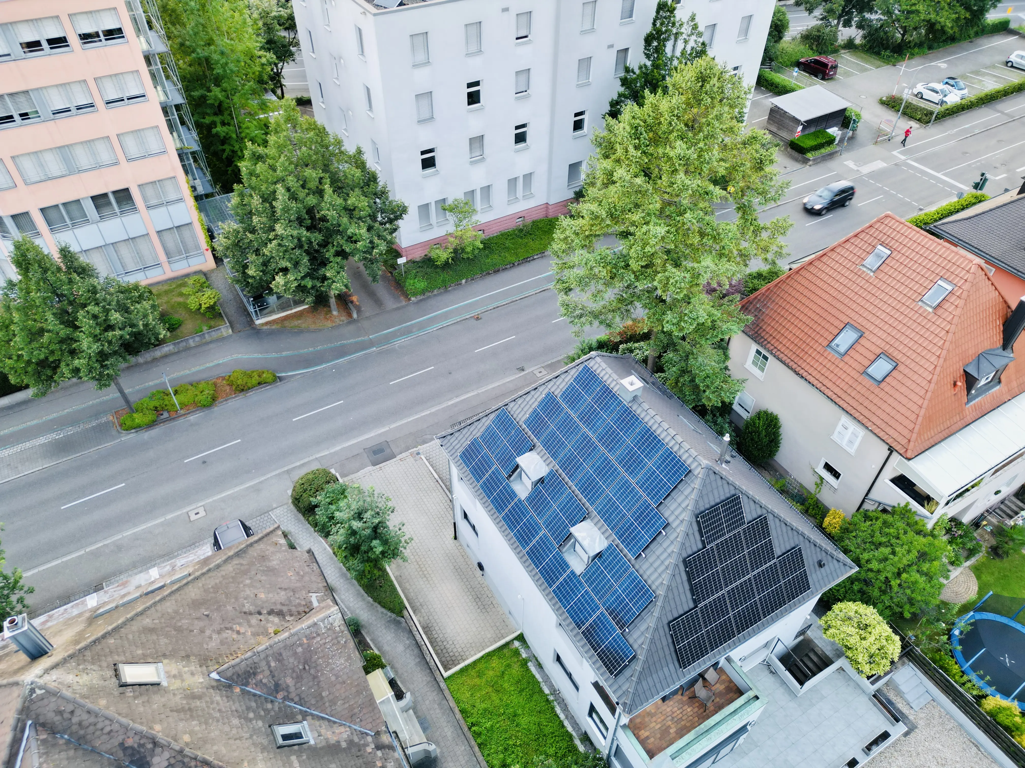 Freiburg ,Beratung zum Thema Solarenergie, Stromspeicher und E-Ladestationen, Photovoltaik Planungsservice, Installation Photovoltaikanlage, Stromspeicher Installation, Installation von Wallboxen (E-Ladestation), Photovoltaik Anmeldeservice, Förderberatung Photovoltaik und E-Mobility, Günstig Qualität sofort gut, Was kostet eine Fotovoltaik Anlage? ,Freiburg, Offenburg, Karlsruhe, Baden-Baden Rastatt, riegel ettlingen